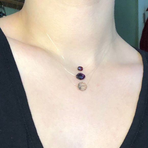 Stunning vintage illusion floating stone necklace - Picture 3 of 3